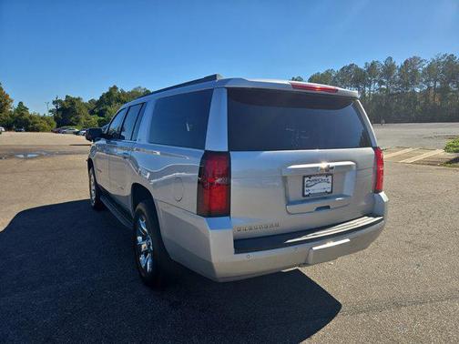 2017 Chevrolet Suburban LT