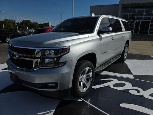 2017 Chevrolet Suburban LT