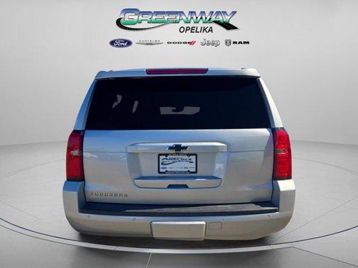 2017 Chevrolet Suburban LT