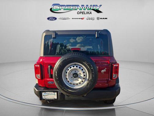 2025 Ford Bronco Base 4 Door 4x4