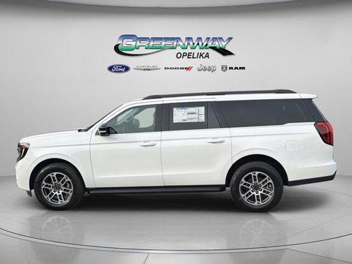 Star White Metallic Tri-Coat 2026 Ford Expedition Max Active 4x2