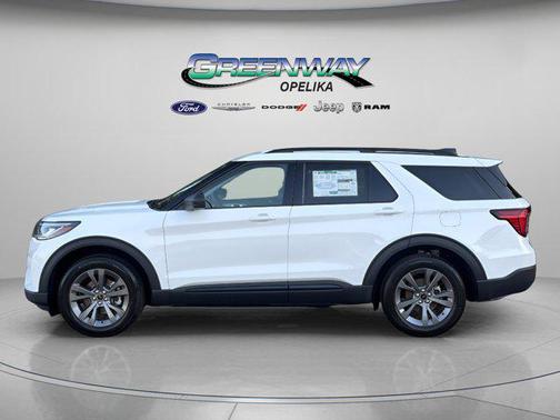 Star White Metallic Tri-Coat 2026 Ford Explorer Active w/200A Pkg