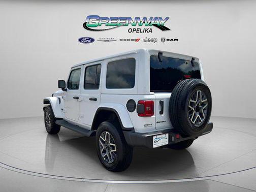 2025 Jeep Wrangler 4-Door Sahara 4x4