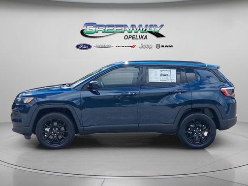 Fathom Blue Pearl Coat 2026 Jeep Compass Sport