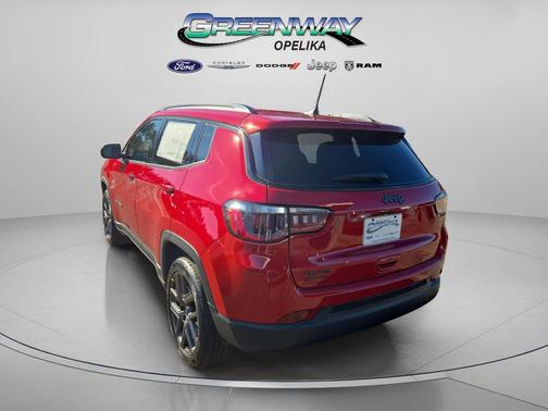 Red Hot Pearlcoat 2026 Jeep Compass Sport