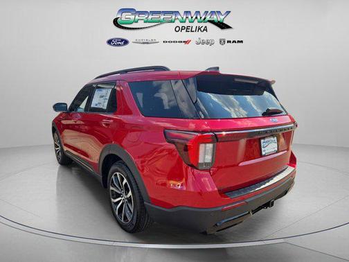 2025 Ford Explorer ST-Line
