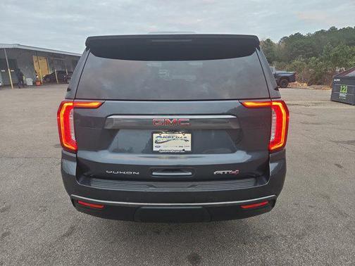2021 GMC Yukon 4WD AT4