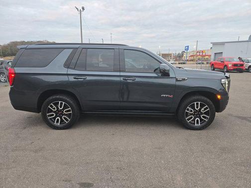 2021 GMC Yukon 4WD AT4