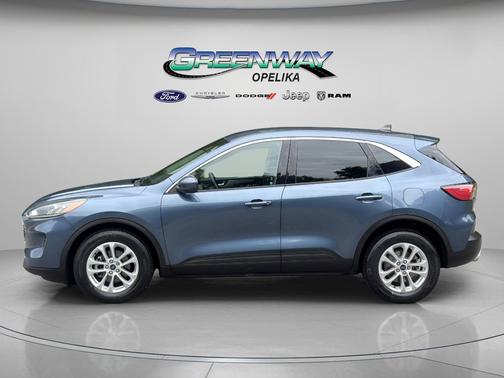 Blue Metallic 2020 Ford Escape SE