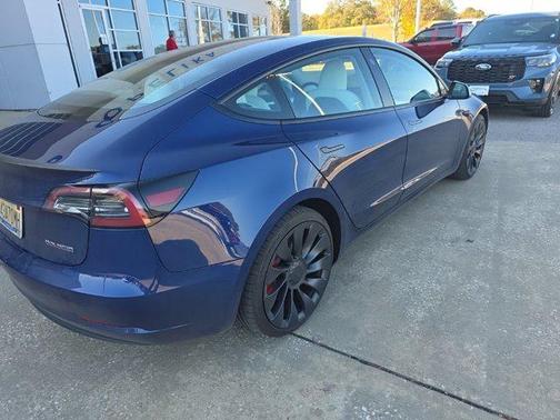 2023 Tesla Model 3 Performance