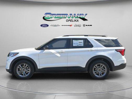 Star White Metallic Tri-Coat 2026 Ford Explorer Active
