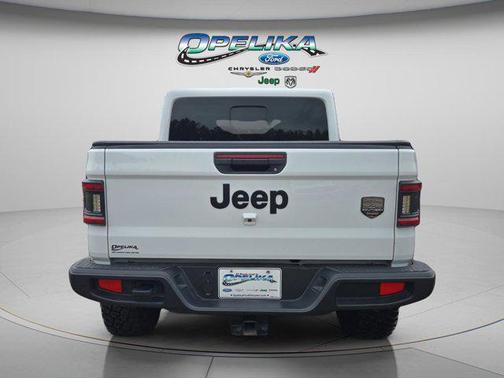2025 Jeep Gladiator Nighthawk
