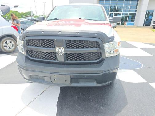 Bright White Clearcoat 2018 RAM 1500 Tradesman