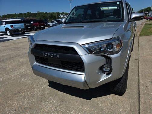 Classic Silver Metallic 2024 Toyota 4Runner TRD Off Road Premium