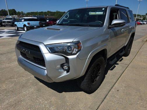 Classic Silver Metallic 2024 Toyota 4Runner TRD Off Road Premium