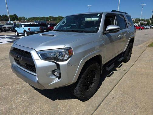 Classic Silver Metallic 2024 Toyota 4Runner TRD Off Road Premium