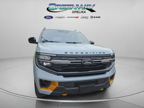Gray Metallic 2025 Ford Expedition Tremor