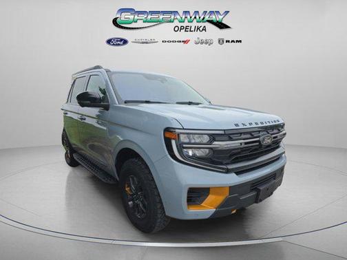 Gray Metallic 2025 Ford Expedition Tremor