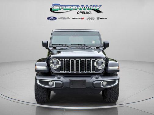 Black Clearcoat 2024 Jeep Wrangler 4-Door Sahara 4x4