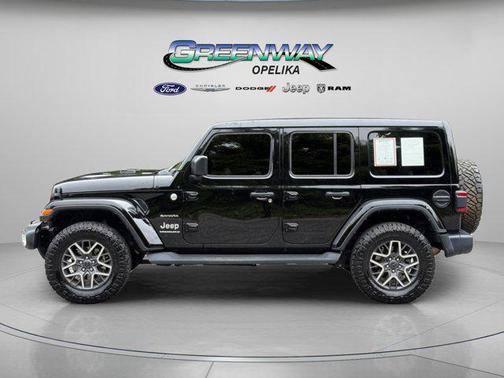 Black Clearcoat 2024 Jeep Wrangler 4-Door Sahara 4x4