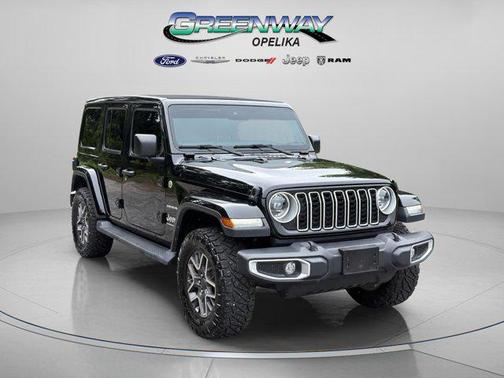 Black Clearcoat 2024 Jeep Wrangler 4-Door Sahara 4x4