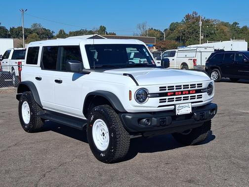 Oxford White 2026 Ford Bronco Heritage Edition