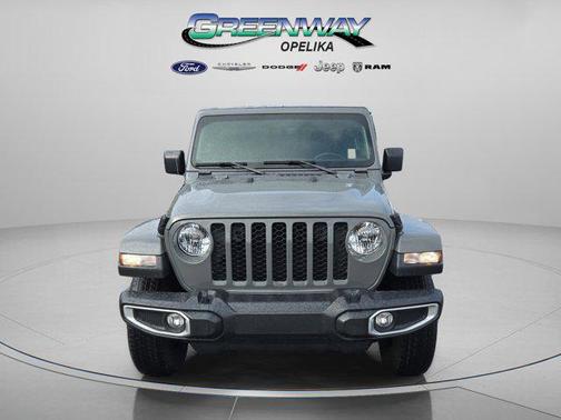 2022 Jeep Gladiator Sport S