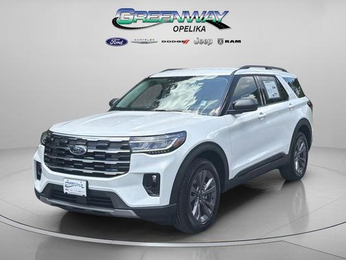 Star White Metallic Tri-Coat 2026 Ford Explorer Active