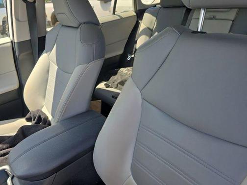 Ice Cap 2024 Toyota RAV4 Hybrid XLE Premium