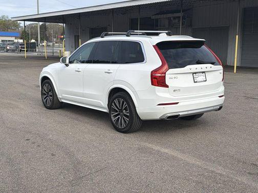 2020 Volvo XC90 T5 Momentum