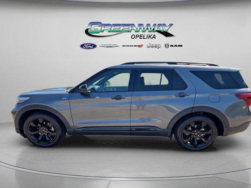 2022 Ford Explorer ST-Line
