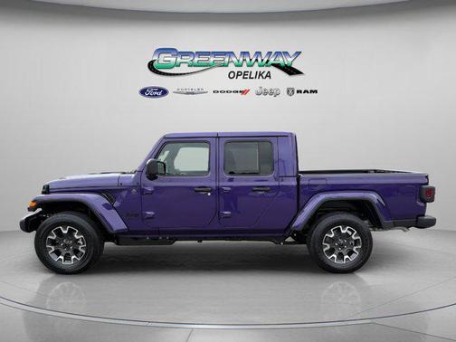 2026 Jeep Gladiator Sahara 4x4