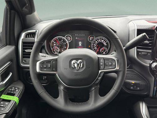 2025 RAM 2500 Big Horn Crew Cab 4x4 6'4' Box