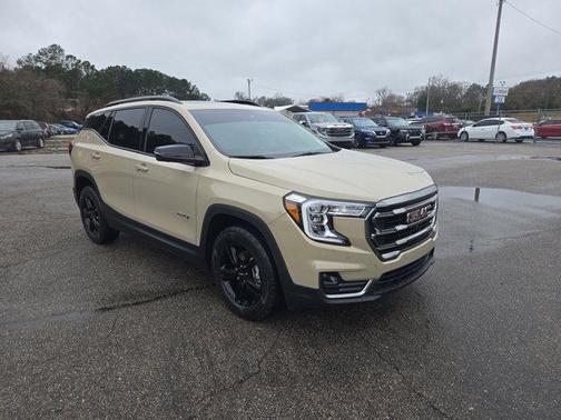 2022 GMC Terrain AWD AT4