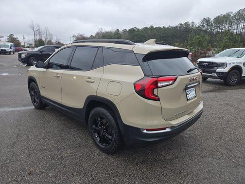 2022 GMC Terrain AWD AT4