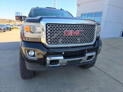 2016 GMC Sierra 2500 Denali