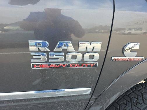 2016 RAM 3500 Laramie