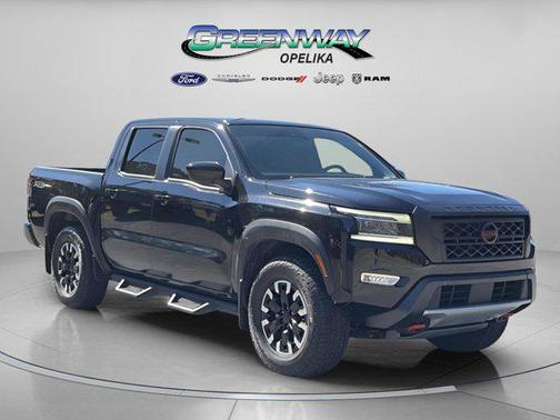 Super Black 2024 Nissan Frontier PRO-4X
