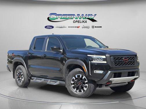 Super Black 2024 Nissan Frontier PRO-4X