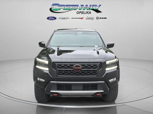 Super Black 2024 Nissan Frontier PRO-4X