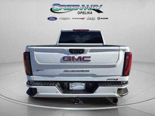 2025 GMC Sierra 2500 AT4