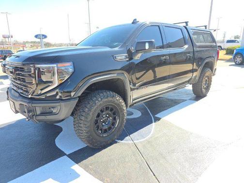 2025 GMC Sierra 1500 AT4X