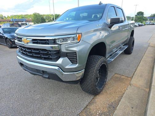 Sterling Gray Metallic 2023 Chevrolet Silverado 1500 LT