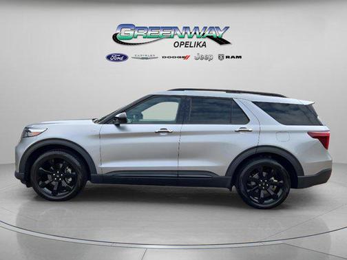 2024 Ford Explorer ST-Line