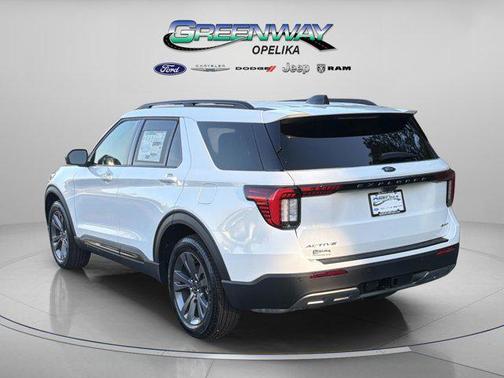 Star White Metallic Tri-Coat 2026 Ford Explorer Active w/200A Pkg