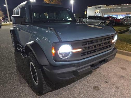 2023 Ford Bronco Base 4 Door Advanced 4x4