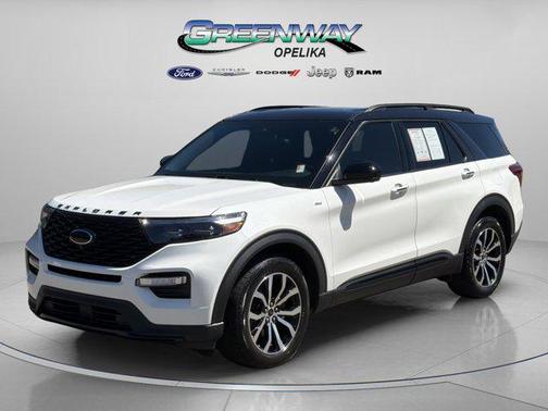 Star White Metallic Tri-Coat 2022 Ford Explorer ST-Line