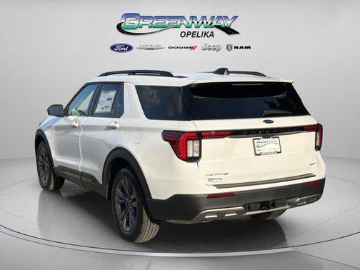 Star White Metallic Tri-Coat 2026 Ford Explorer Active