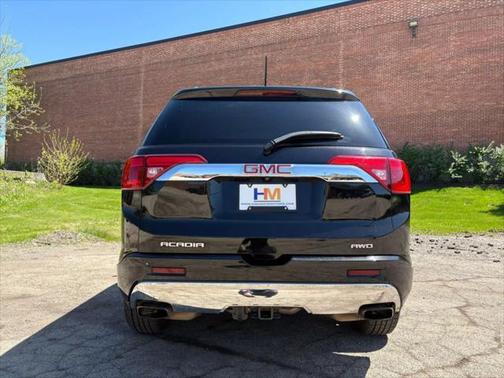 2019 GMC Acadia Denali