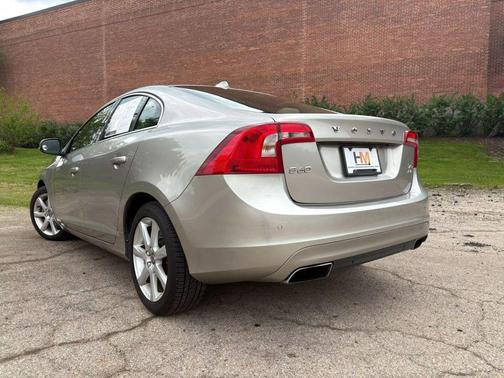 2016 Volvo S60 T5 Premier